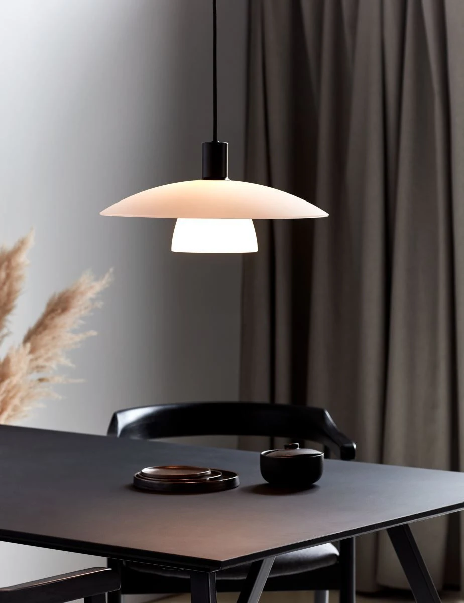 Nordlux VERONA Pendelleuchte Schwarz, Opal Weiß E27 Dimmbar 40x40x18,8cm 8 Nordlux VERONA Pendelleuchte Schwarz, Opal Weiß E27 Dimmbar 40x40x18,8cm – Bild 6