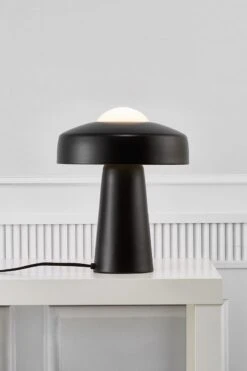 Nordlux TIME Tischlampe Schwarz, Opal Weiß E27 Mit Schalter 26,7x26,7x34cm 11 Nordlux TIME Tischlampe Schwarz, Opal Weiß E27 Mit Schalter 26,7x26,7x34cm -Nordlux 2010925003am