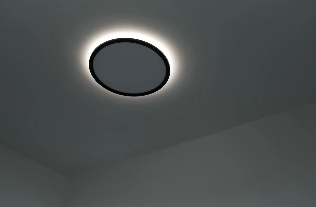 Nordlux Smart Home LIVASMART RGB LED Deckenleuchte Schwarz 2100lm IP54 App Steuerbar 36x36x3,2cm 6 Nordlux Smart Home LIVASMART RGB LED Deckenleuchte Schwarz 2100lm IP54 App Steuerbar 36x36x3,2cm – Bild 4