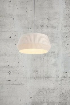 Nordlux DICTE 53 Pendelleuchte Beige Textil E27 Dimmbar 53x53x29cm -Nordlux 2112373009am